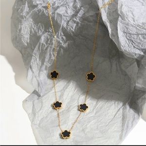 Black flower necklace